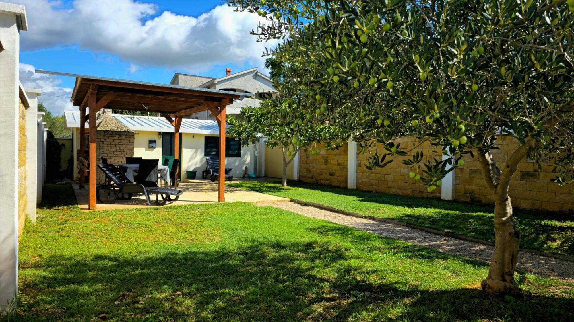 Holiday Home - Beach House 'Amarella' Turanj Exterior foto